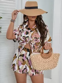 SHEIN Clasi Plus Allover Print Blouse & Shorts - Multicolor - View 1