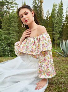 SHEIN X BEEBA Blusa con estampado floral de hombros descubiertos ribete con fruncido de manga farol - Multicolor - Ver 3