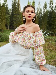 SHEIN X BEEBA Blusa con estampado floral de hombros descubiertos ribete con fruncido de manga farol - Multicolor - Ver 6