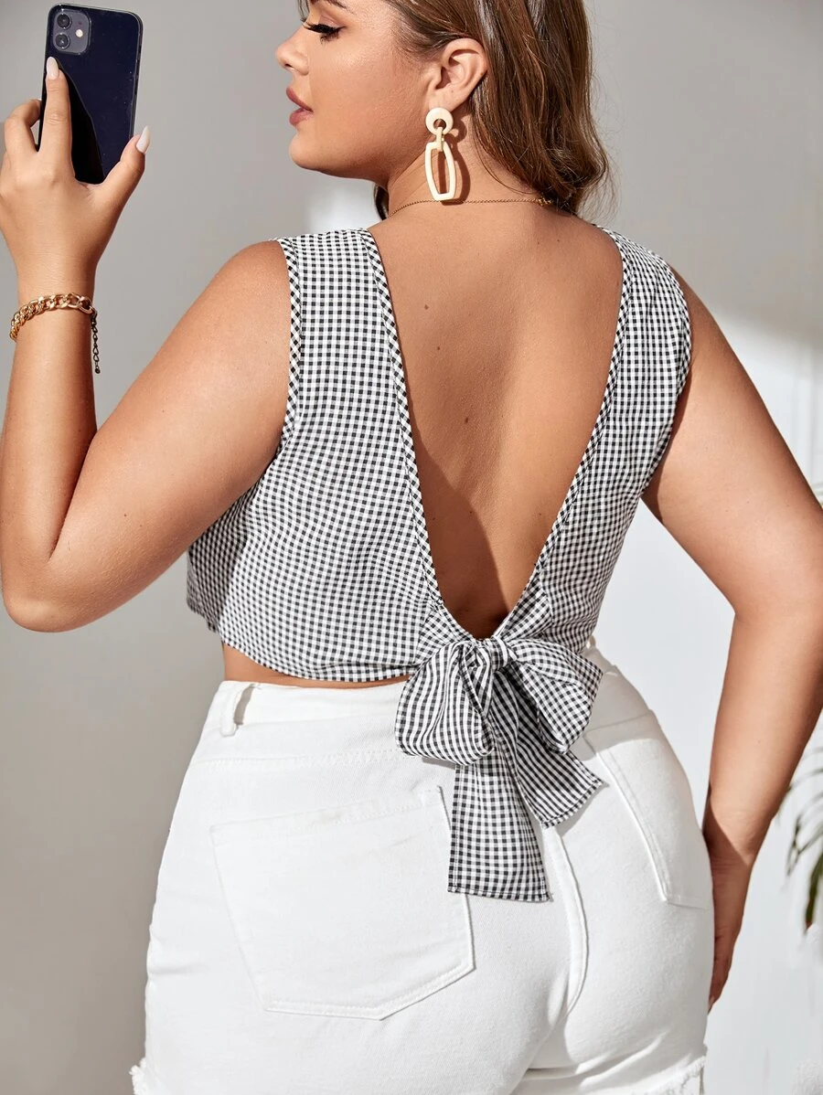 SHEIN Privé Plus Gingham Tie Back Crop Blouse - Black and White - View 1