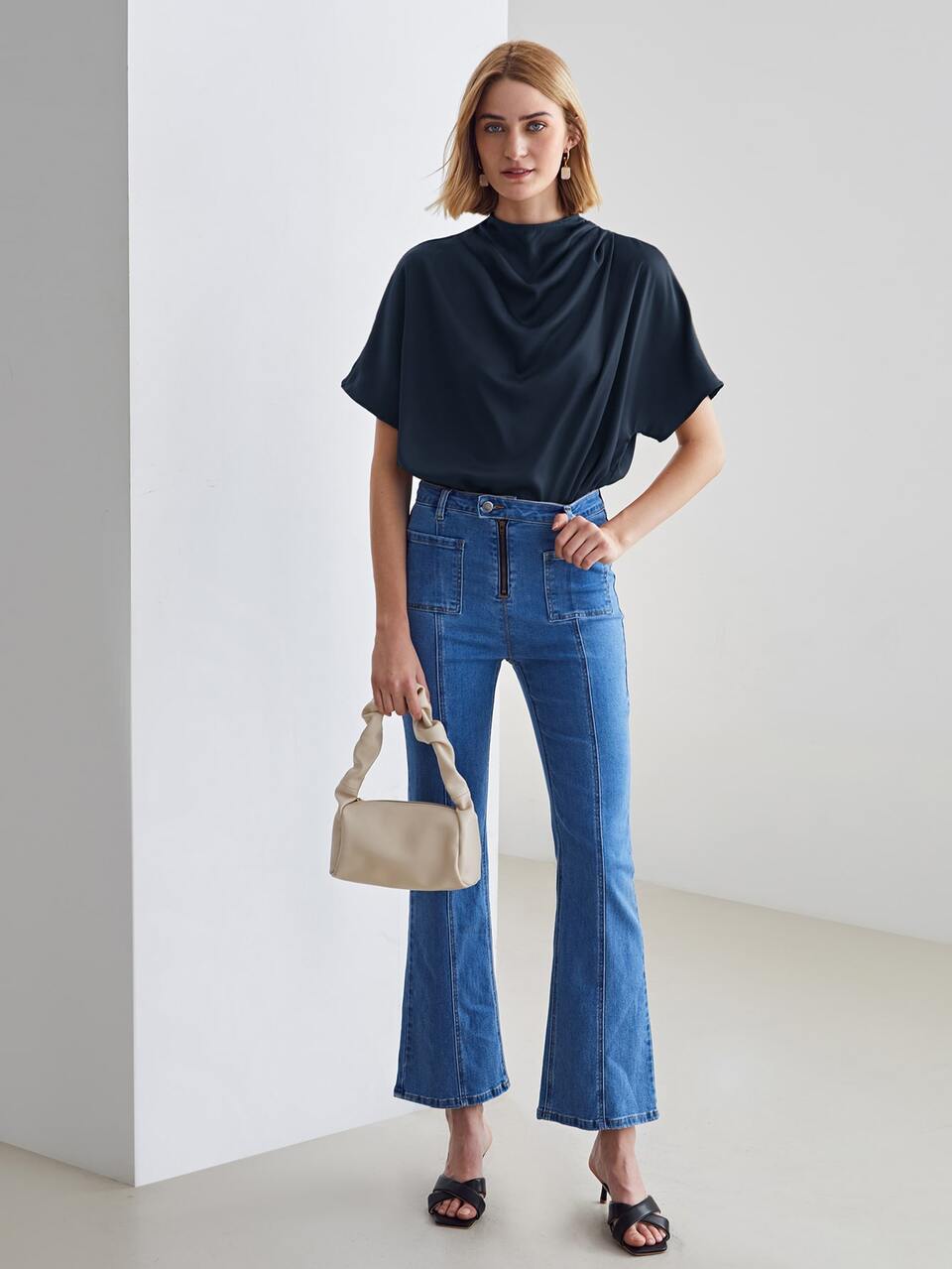 WOMEN'S STAND COLLAR BATWING SLEEVE SHIRT