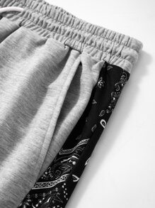 Manfinity Campus Court Aesthetic Post--Men Contrast Paisley Side Seam Drawstring Waist Shorts - Grey - View 3