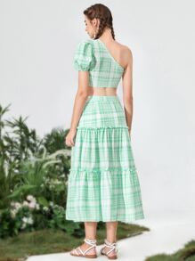 SHEIN MOD 格紋單肩泡泡袖短款上衣和荷葉邊半身裙