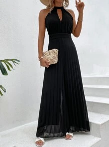 SHEIN VCAY Cut Out Halter Neck Backless Pleated Hem Culotte Jumpsuit - Black - View 1