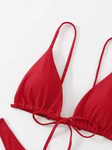 Swim Basics Conjunto de bikini unicolor con lazo en la parte delantera, sujetador triangular y tanga, traje de baño de 2 piezas - Rojo - Ver 5