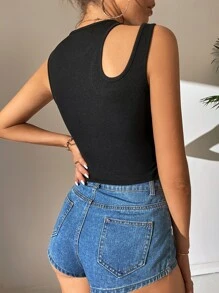 SHEIN BAE 鏤空短款背心 - 黑色 - 查看 2