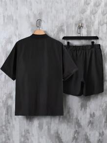 Aesthetic Post Lỏng lẻo phù hợp Nam Đồ họa Chữ cái Cổ Đứng Áo sơ mi & Eo dây rút Quần short ( Without Tee ) - màu đen - Xem 2
