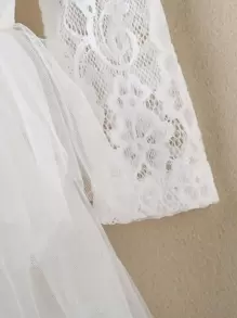 SHEIN Glamorique Kids Young Girl Fashionable And Elegant White Lace & Mesh Wedding Flower Girl Princess Sweetheart Dress, Suitable For Parties, Traveling, Spring, Summer, Autumn And Winter, Long Sleeve Cake Dress - White - View 4