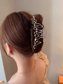 Minimalist Hair Claw - Silver - View 1