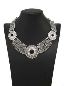 Collar con textura de metal con diseño de flor - Negro - Ver 3