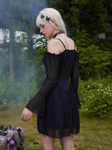ROMWE Goth Solid Tie Front Frill Cold Shoulder Dress Without Corset Belt - Black - View 2