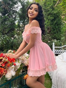 Pure Desire 網紗蕾絲邊蝴蝶結後背十字交叉一字肩洋裝和丁字褲