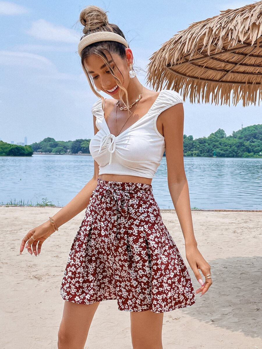 SHEIN Frenchy 高腰印花前打結闊腿短褲 - 紅色 - 查看 1