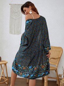 小碎花印花前开襟和服，适合夏季海滩度假