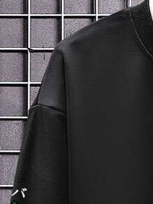 Manfinity Homme Men Rose & Japanese Letter Graphic Drop Shoulder Pullover Without Shirt - Black - View 3