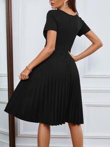 SHEIN Clasi Guipure Lace Panel Pleated Dress - Black - View 3