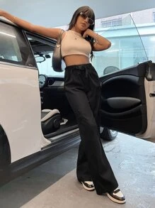 SHEIN Unity 扣飾腰翻蓋口袋工裝褲 - 黑色 - 查看 2