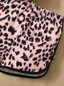 SHEIN Figura de bebé niña & Camiseta con estampado de leopardo & Pantalones cortos con forma de delfín - Multicolor - Ver 4