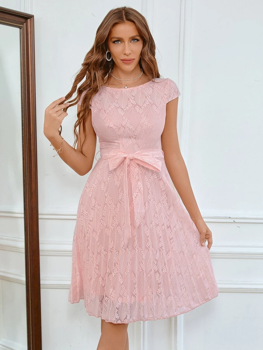 SHEIN Clasi 腰帶花卉蕾絲百褶下擺洋裝