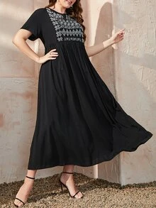 Mulvari Vestido smock con bordado geométrico de cuello con abertura de ojo - Negro - Ver 3