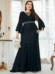 SHEIN Belle 大碼喇叭袖水鑽細節魚尾裙下擺蕾絲洋裝