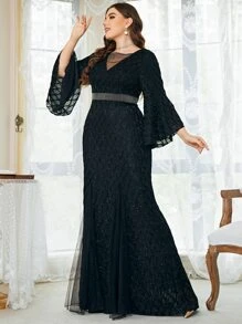 SHEIN Belle 大碼喇叭袖水鑽細節魚尾裙下擺蕾絲洋裝