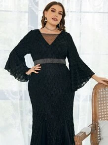 SHEIN Belle 大碼喇叭袖水鑽細節魚尾裙下擺蕾絲洋裝