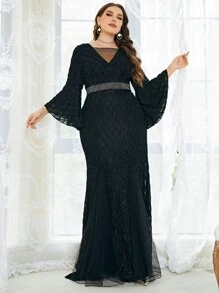 SHEIN Belle 大碼喇叭袖水鑽細節魚尾裙下擺蕾絲洋裝