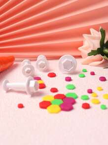 4入組幾何形狀餅乾郵票