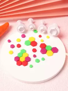 4入組幾何形狀餅乾郵票