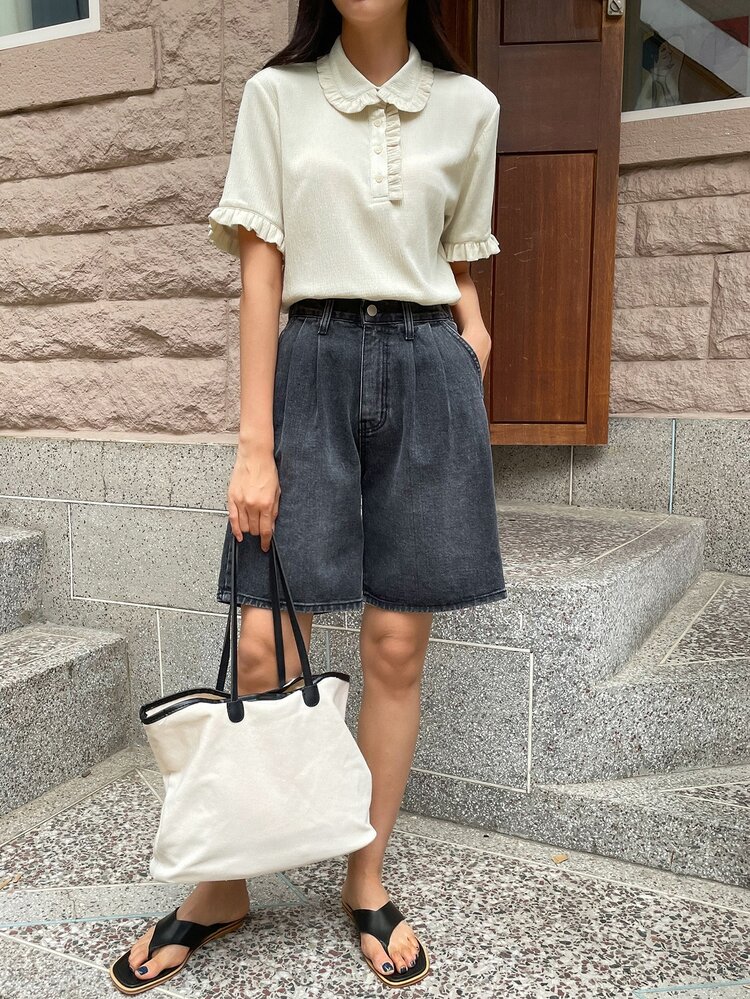 Frill Trim Half Button Placket Tee