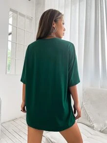 SHEIN Unity Camiseta unisex minimalista con texto curvo en inglés - Verde Oscuro - Ver 2
