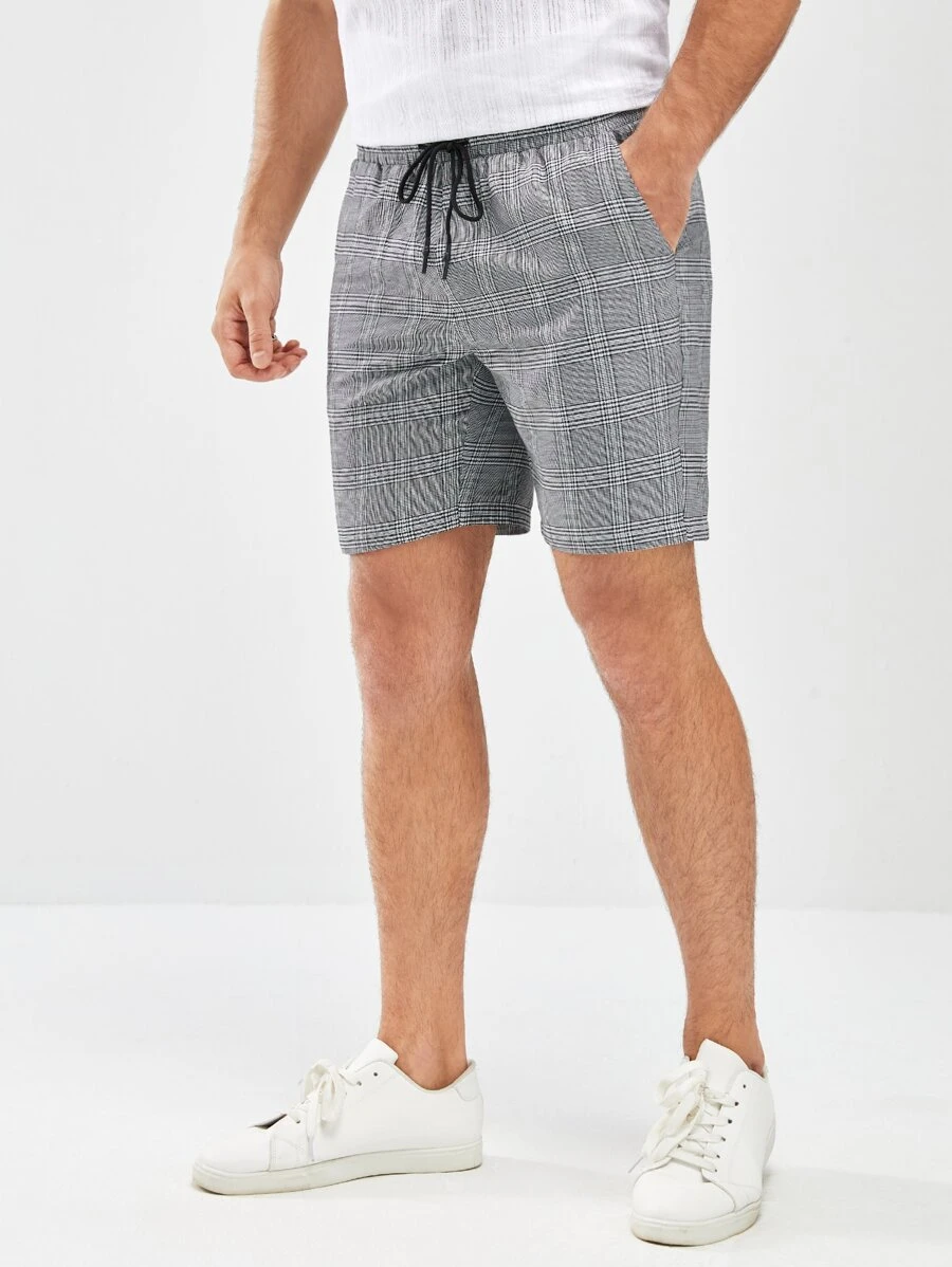 GENTILAND Loose Fit Men's Plaid Print Drawstring Waist Shorts - Black and White - View 1