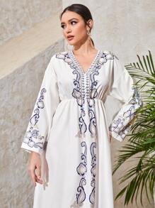 Mulvari 捲形花紋A字洋裝 - 白色 - 查看 4