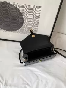 扣環裝飾翻蓋方形包時尚信封翻蓋斜挎包，PU 皮革純色方形單肩包，完美的日常使用斜挎包 - 黑色 - 查看 6