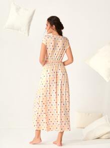 SHEIN 滿版心形印花蝙蝠袖睡裙