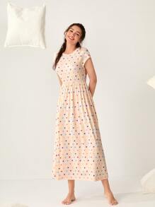 SHEIN 滿版心形印花蝙蝠袖睡裙