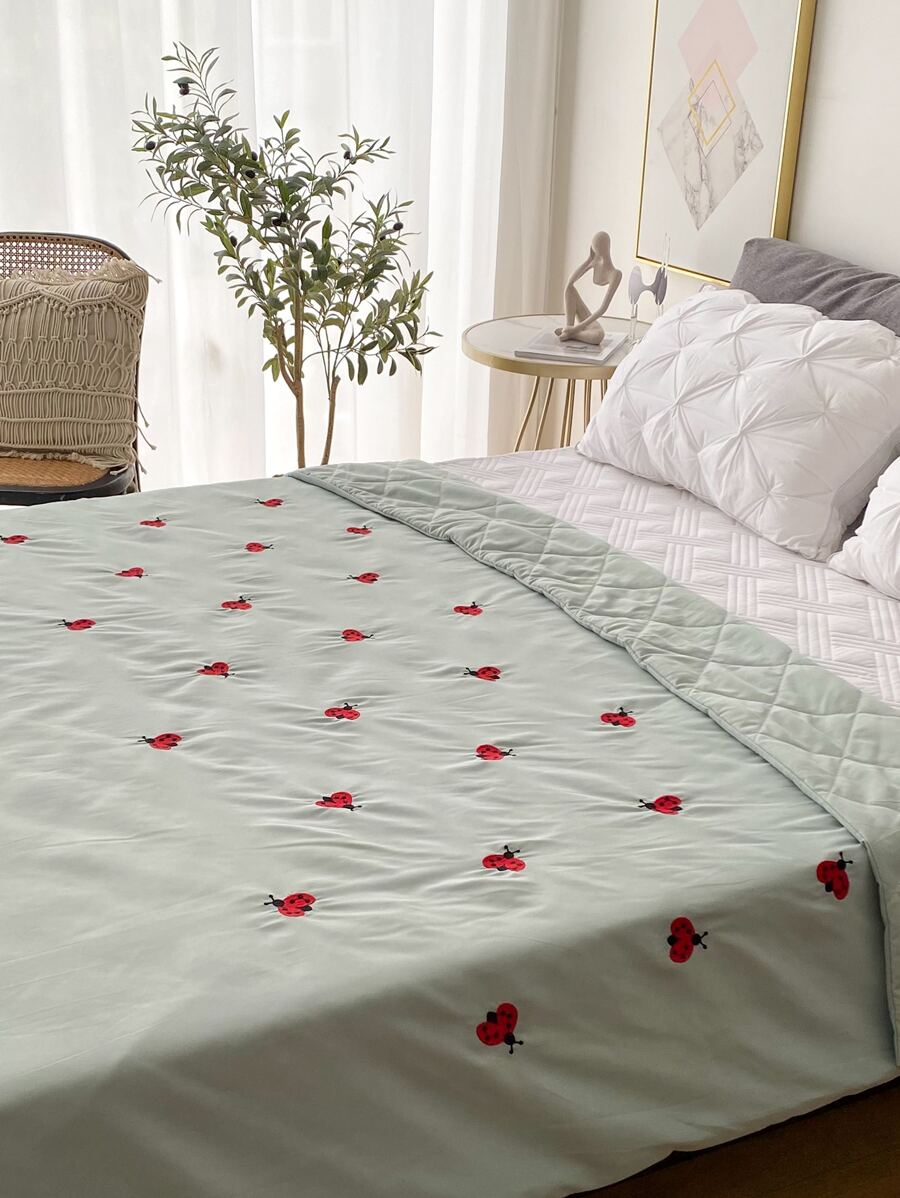 1pc Ladybug Embroidered Bedspread - Green - View 1