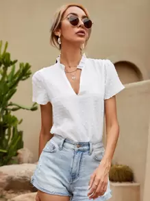 SHEIN Frenchy 布點點褶邊襯衫 - 白色 - 查看 1