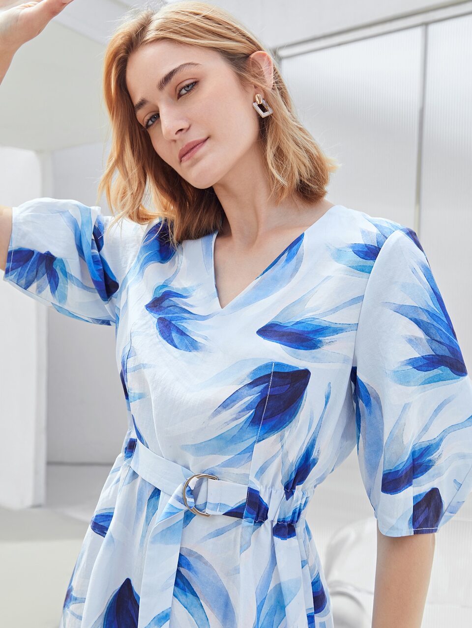 LINEN PUFF SLEEVE BELTED DRESS