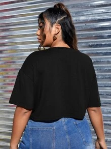 SHEIN EZwear Plus Cartoon Graphic Drop Shoulder Tee - Black - View 2