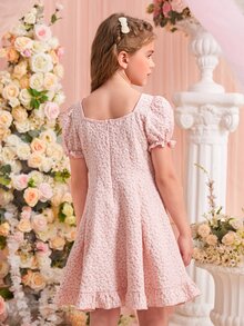 SHEIN 女孩花卉圖案提花前蝴蝶結泡泡袖荷葉邊連衣裙 - 淺粉色 - 查看 2