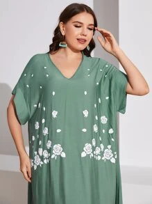 Al Najma Plus Floral Print Batwing Sleeve Curved Hem Dress - Green - View 5