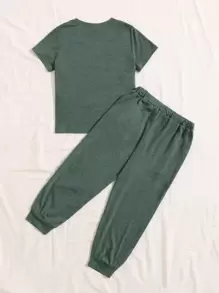 SHEIN Young Boy Toddler Boys Letter Patched Detail Tee & Drawstring Waist Sweatpants - Dark Green - View 2