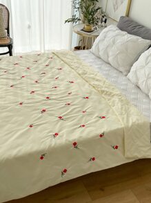 Rose Embroidered Quilted Bedspread - Yellow - View 4