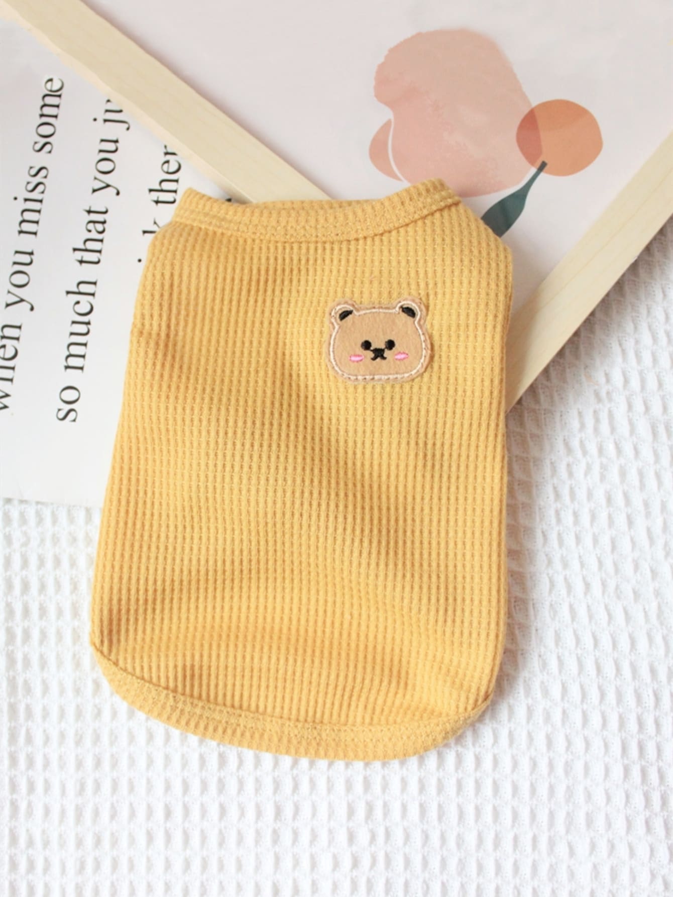 卡通熊貼布寵物背心 - 黃色 - 查看 1