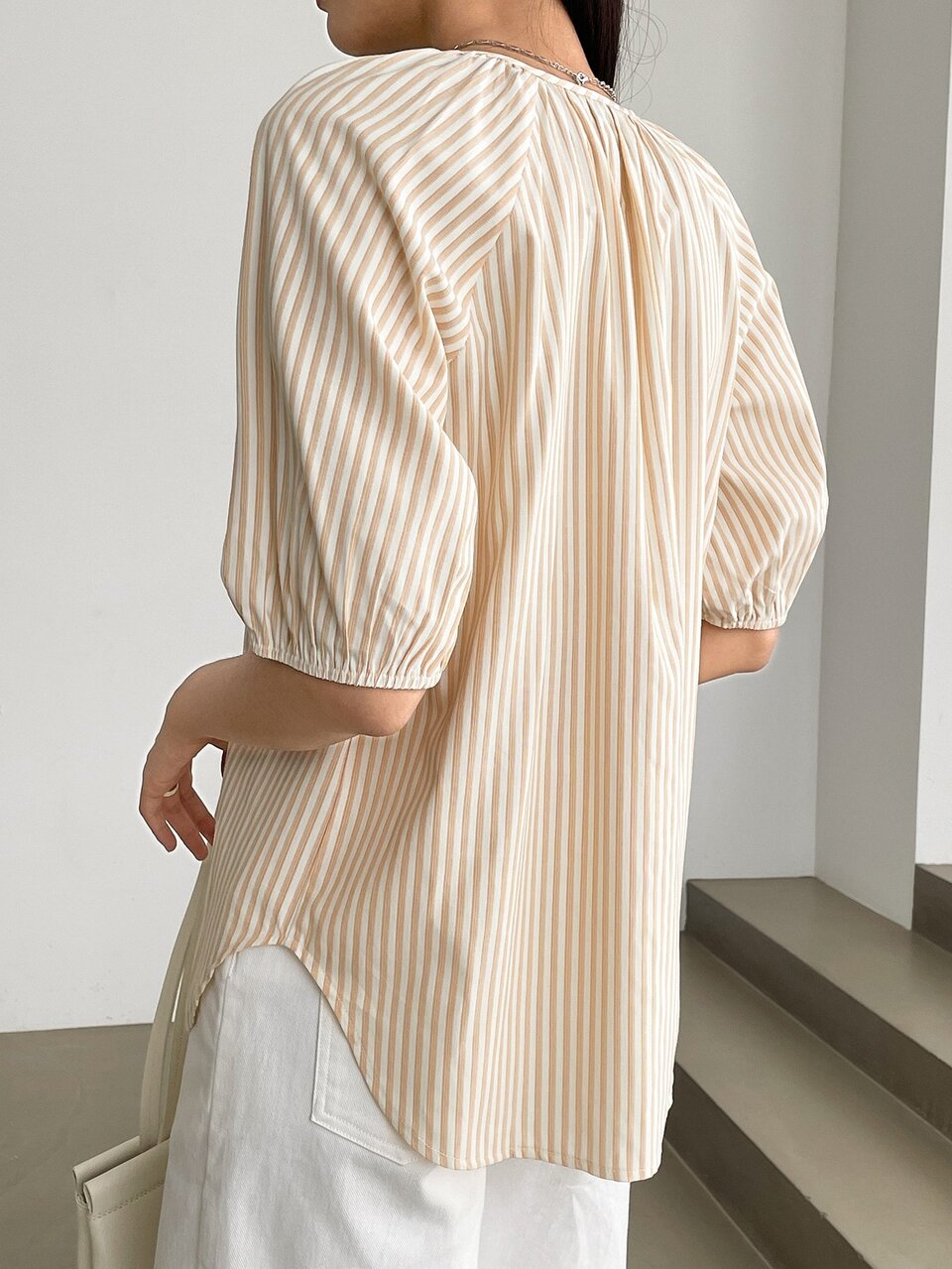 Striped Print Puff Sleeve Blouse