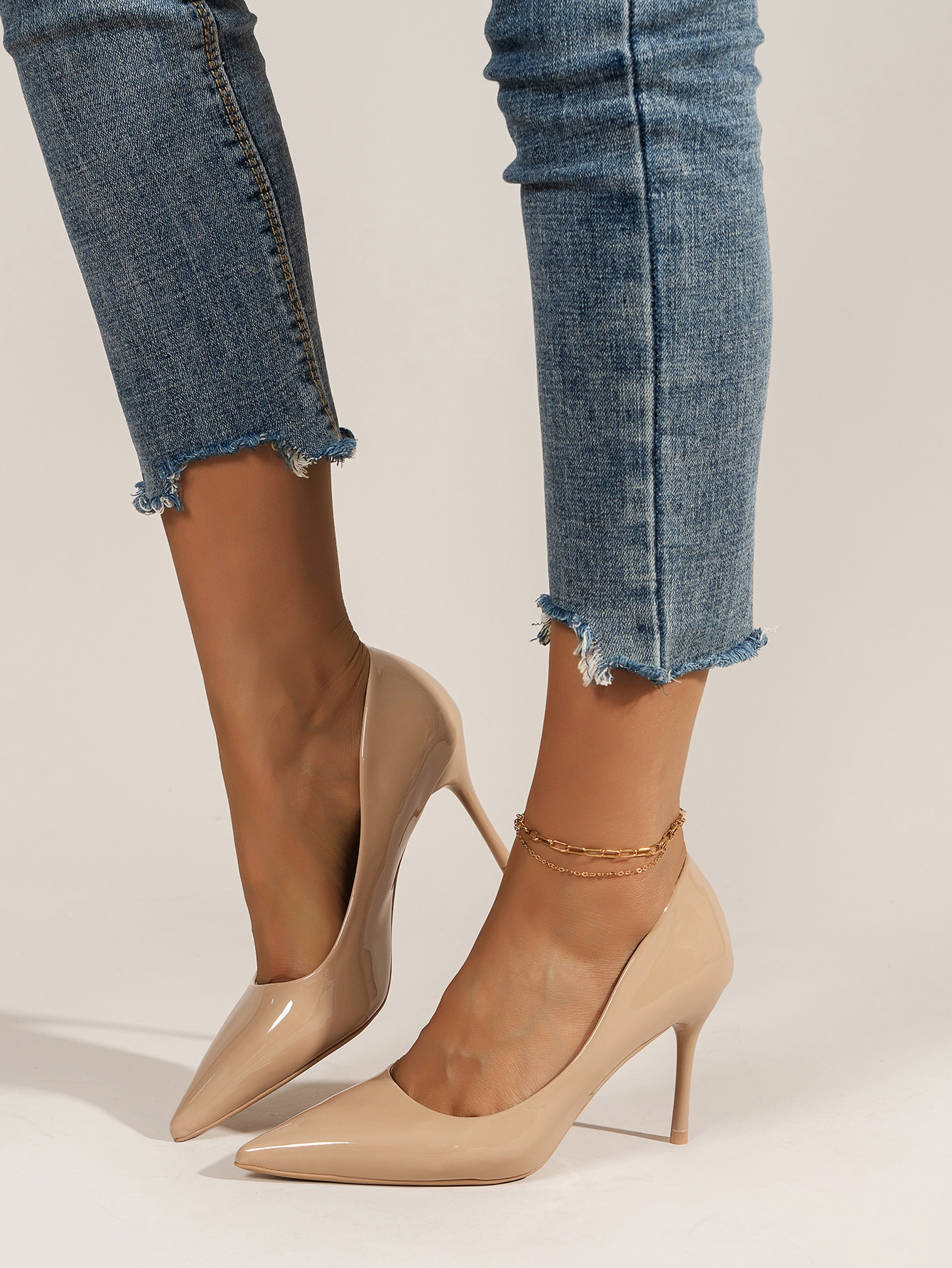 Stiletto Court Pumps