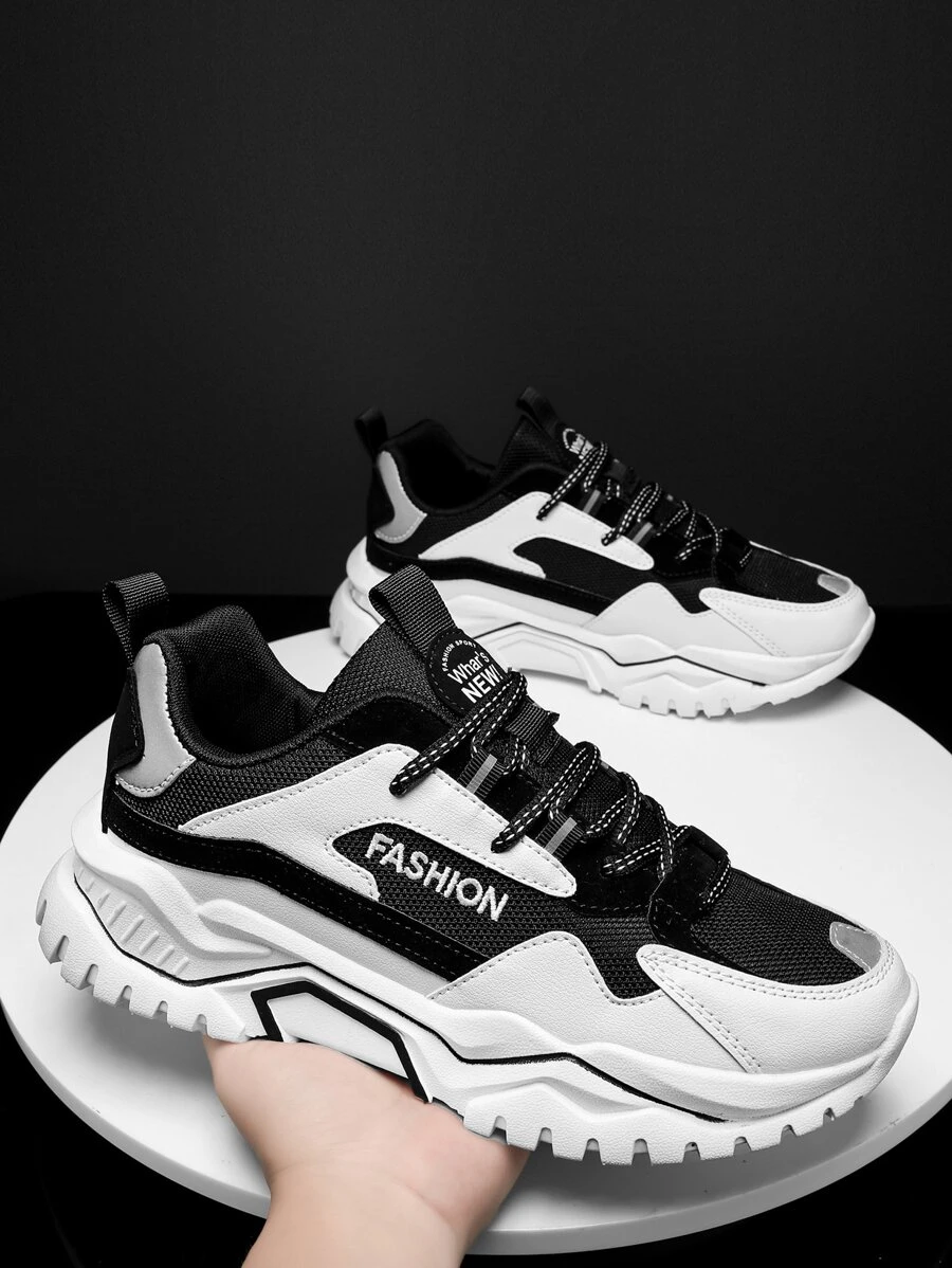 Hombres Zapatillas deportivas chunky de color combinado con cordón delantero - Blanco y Negro - Ver 1