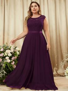 MIUSOL Plus Contrast Floral Lace Chiffon Zip Back Party Maxi Formal Dress - Maroon - View 1